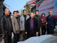 華紡?fù)诵蔹h員參觀(guān)楊柳雪教育基地