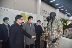 市、區(qū)領(lǐng)導(dǎo)一行蒞臨公司調(diào)研指導(dǎo)